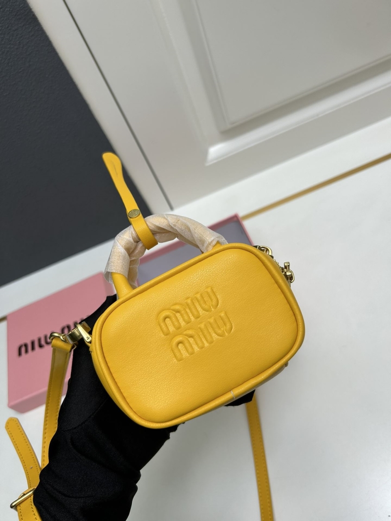 MIU MIU Clutch Bags